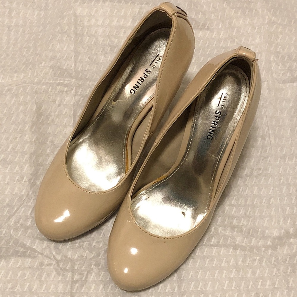 2 for $10 Spring Rounded Toe Nude Pumps US 7.5